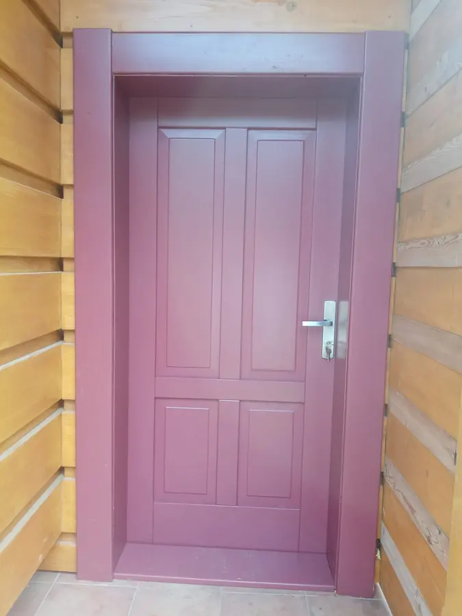 Vchodové dveře s obložkovou zárubní